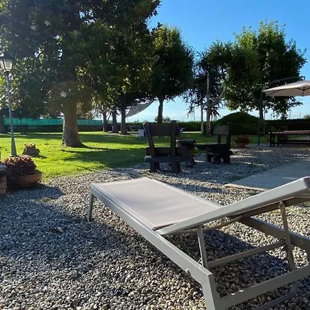 Cascina La Barona לינה וארוחת בוקר 4*