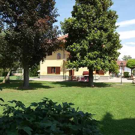 Cascina La Barona 4*